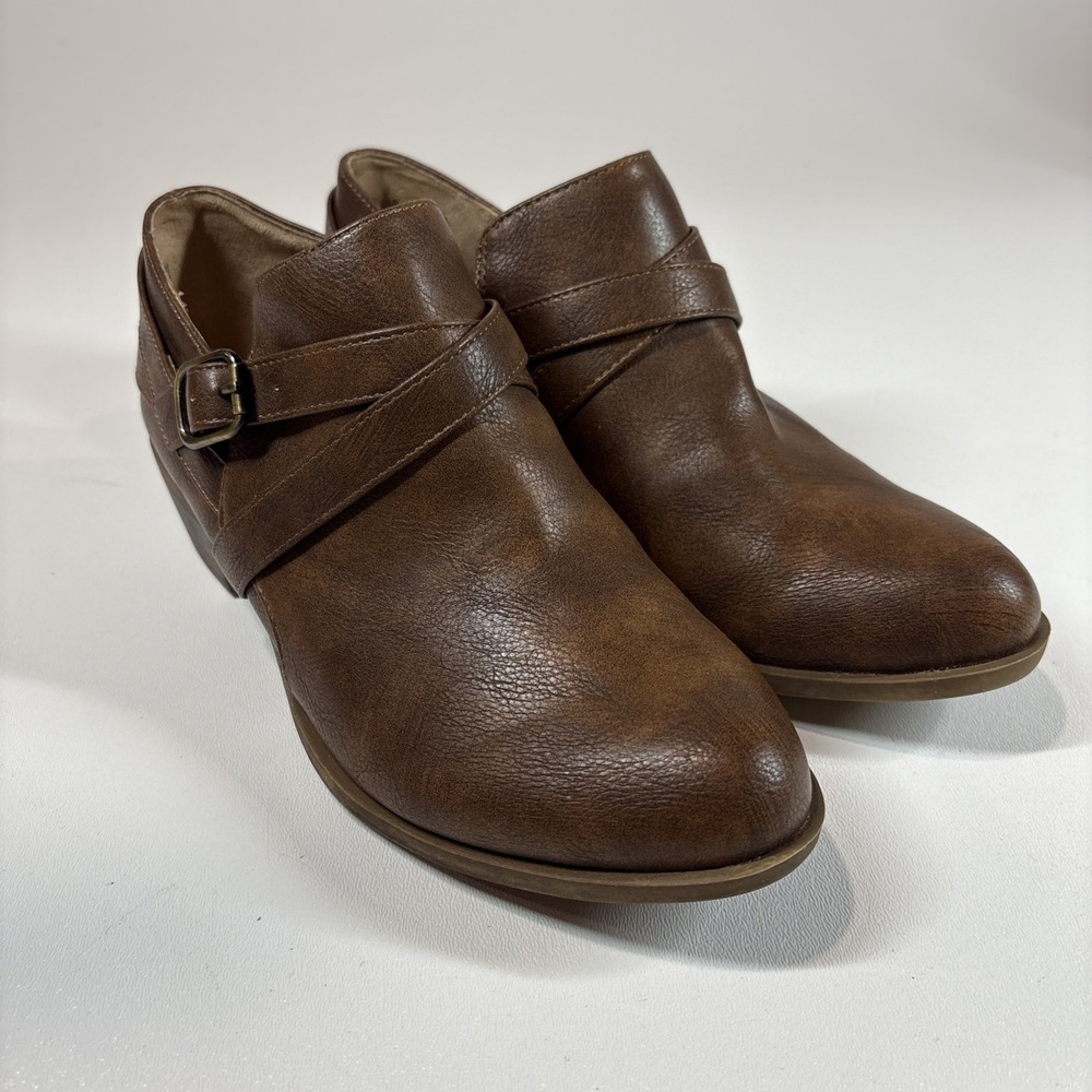 LifeStride Adley Boot Velocity 2.0 Soft System Flex Buckle Bootie Whiskey 6.5M